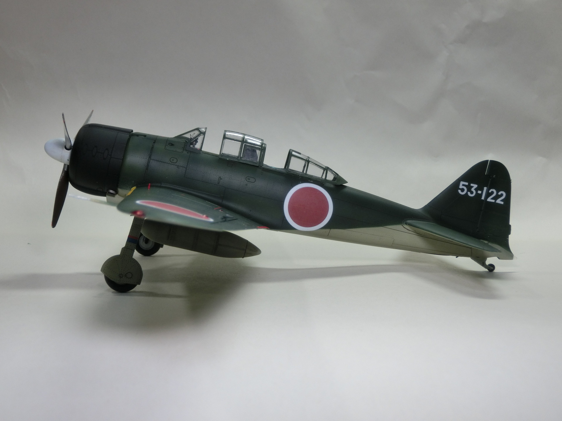 エデュアルド1/48 零戦21型改造「複座零戦」 制作記 9: 日の丸航空隊の
