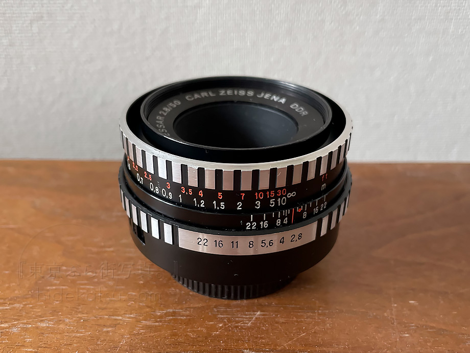 試してなかった有名どころレンズTessar 50mm のゼブラ柄と豪徳寺の寺院