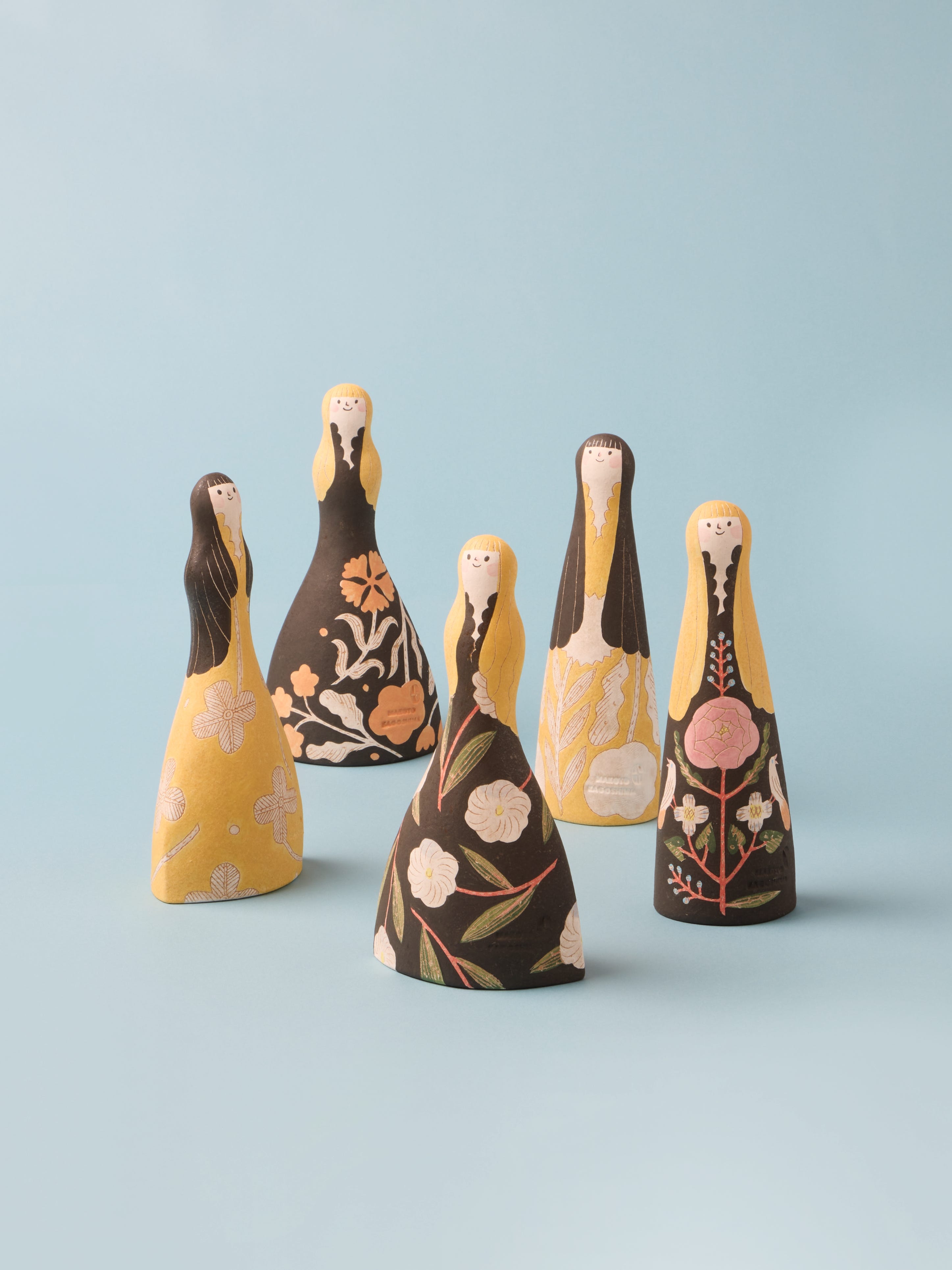 鹿児島睦さんの5つのフィギュリンが、ELLE DECOR SHOP限定・抽選販売