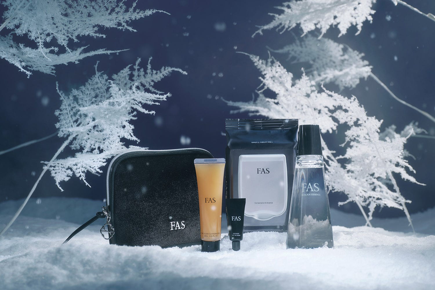 ファス（FAS）×クリスマスコフレ2025】発売日＆予約日は