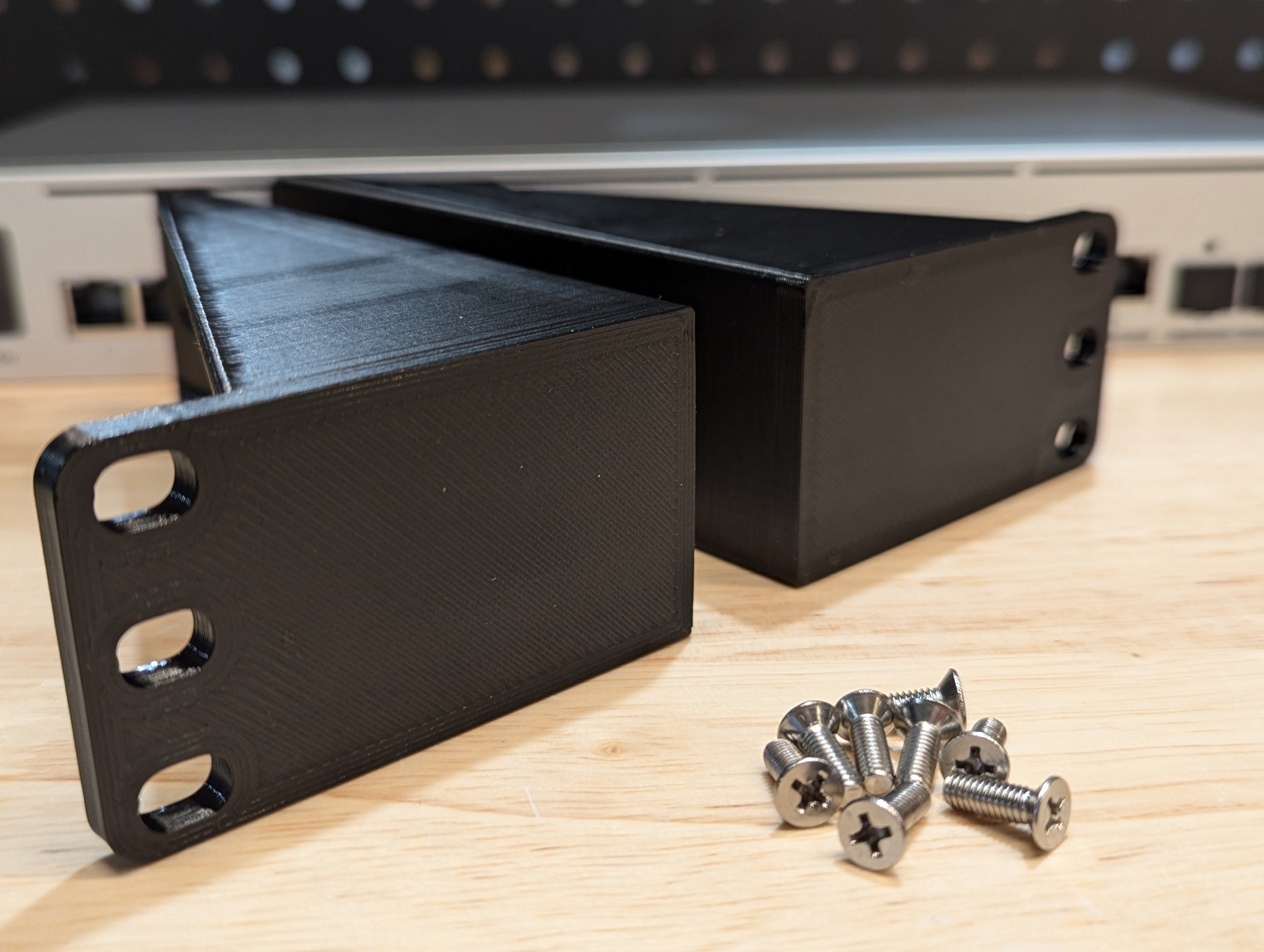 Ubiquiti Unifi Pro Max 16 Rack Mount – Hive Tech Solutions