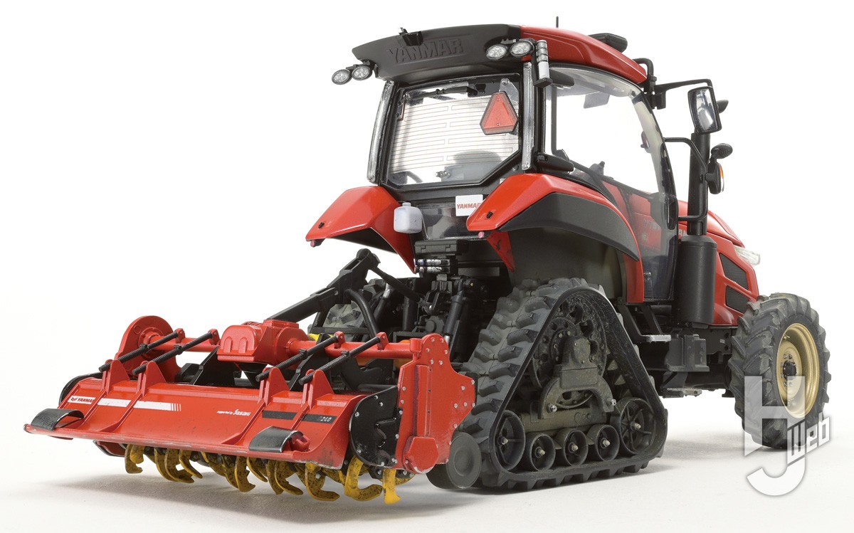 ハセガワ1/35 建機シリーズの「ヤンマーロボットトラクター」をキット