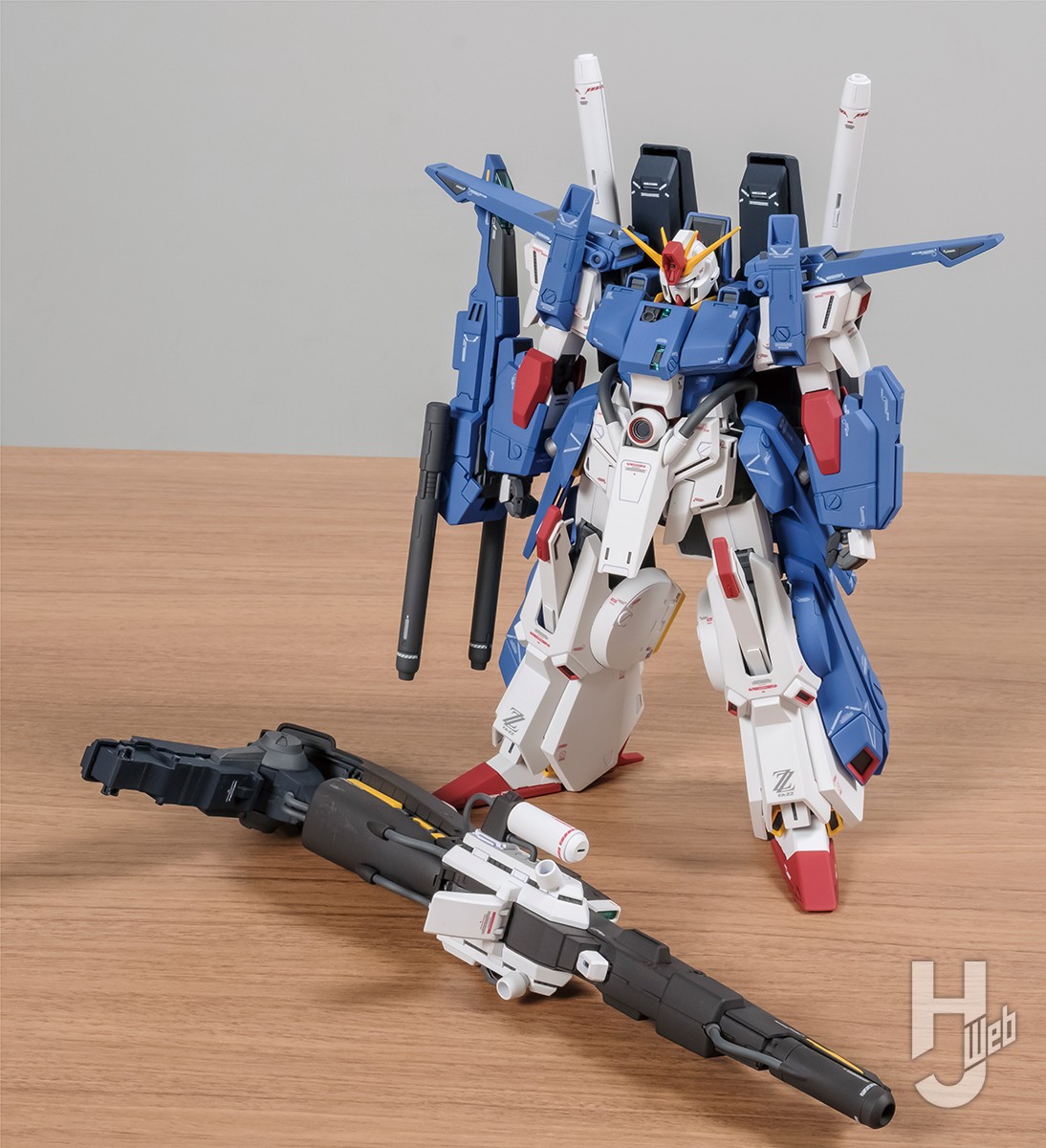 連載スタート】「MG フルアーマーZZガンダム Ver.Ka」の完成見本&機体