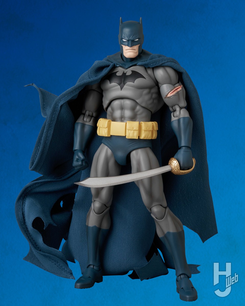 コミック『バットマン：ハッシュ』ダメージVer.の「バットマン」を