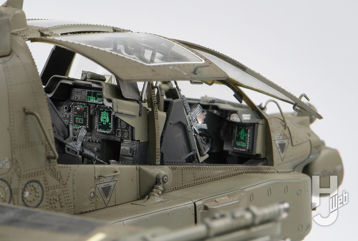 内部メカぎっしり！ モンモデルの大型キット「1/35 AH-64Dアパッチ
