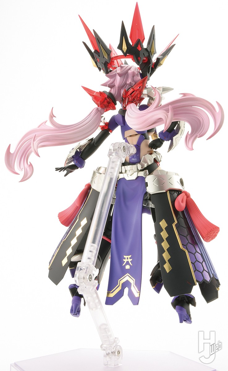 素材を最大限活かす丁寧仕上げで「皇巫 スサノヲ レガリア」を製作