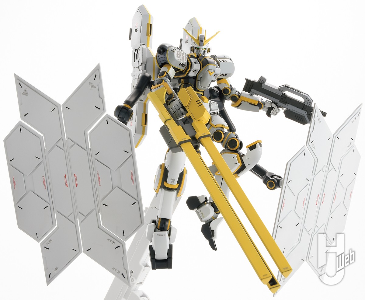 機動戦士ガンダム サンダーボルト』より「宇宙用アトラスガンダム」を