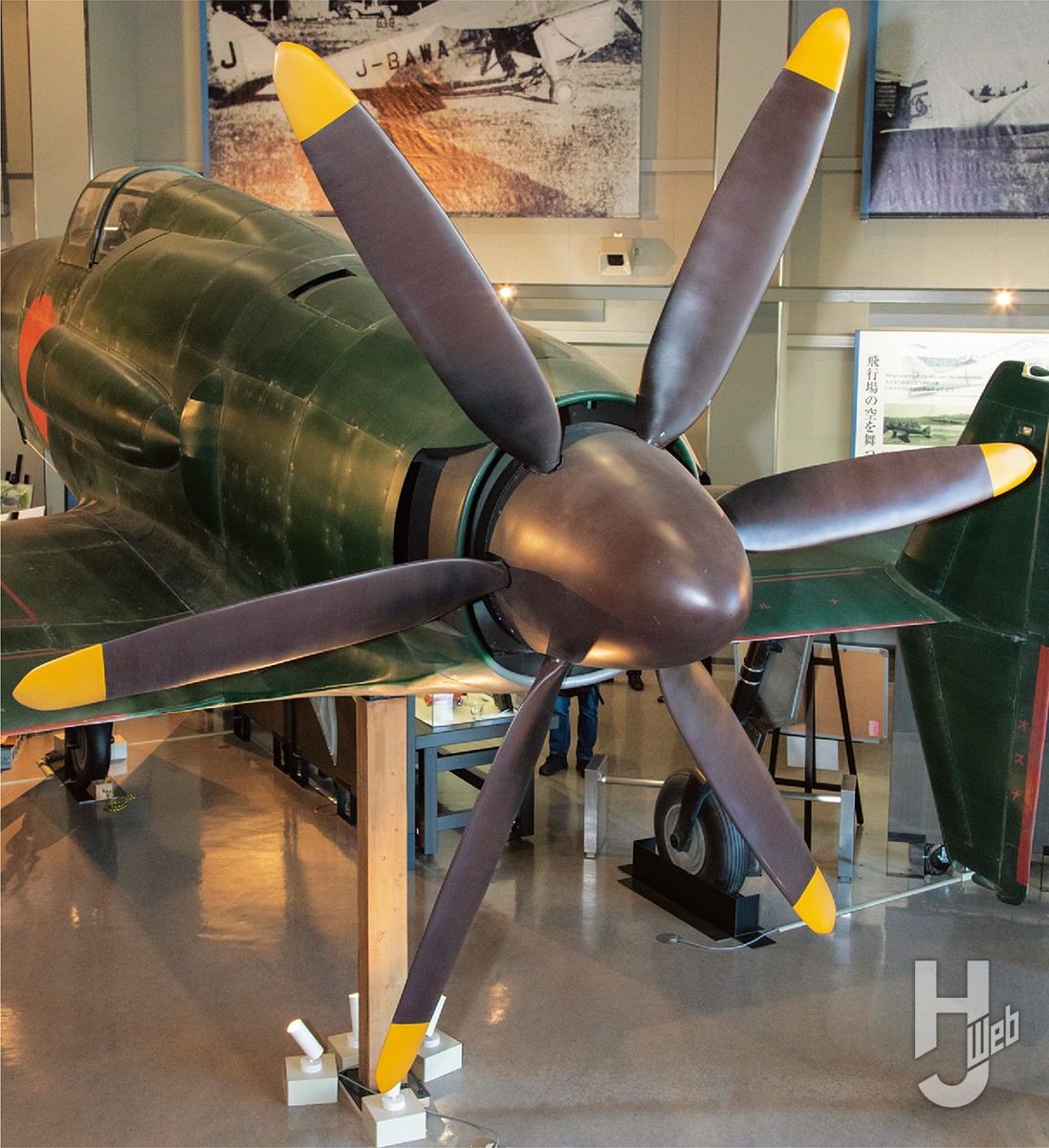 ゴジラ−1.0』の撮影に使われた幻の戦闘機「震電 J7W1」の実物大模型が