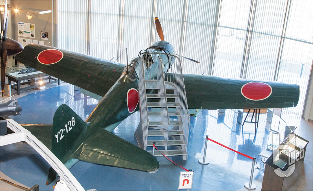 ゴジラ−1.0』の撮影に使われた幻の戦闘機「震電 J7W1」の実物大模型が