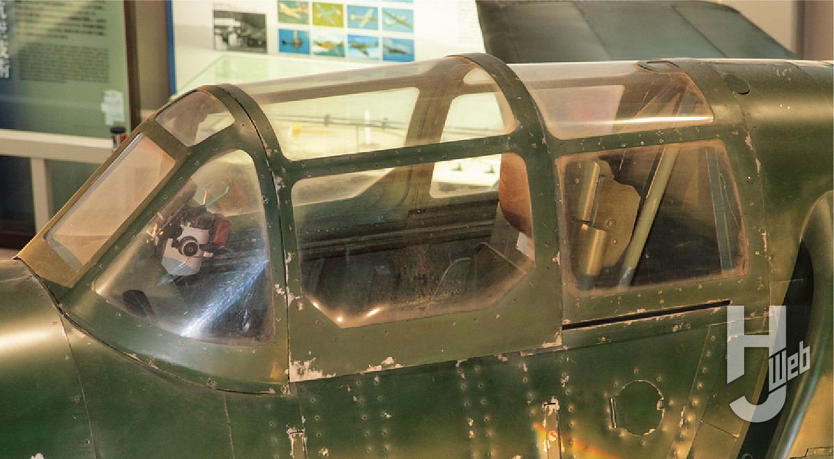 ゴジラ−1.0』の撮影に使われた幻の戦闘機「震電 J7W1」の実物大模型が