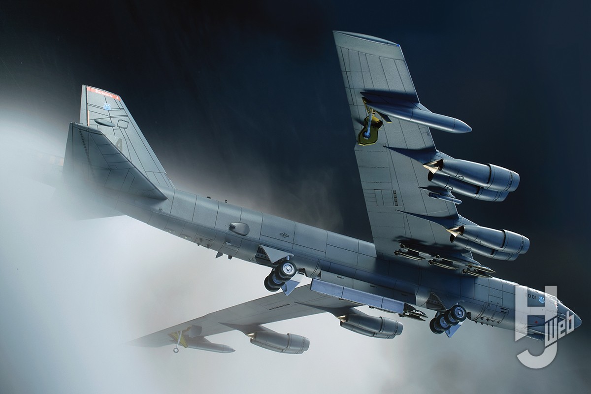 伝説の爆撃機が1/144で登場！ 「 B-52H ストラトフォートレス