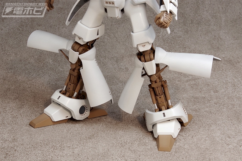 重戦機エルガイム』細部にまでこだわり抜いたエルガイムがカラーレジン