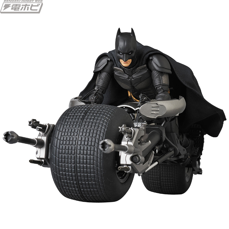 闇の騎士”が駆る最強バイク！「MAFEX BATPOD」はバットマンが搭載可能