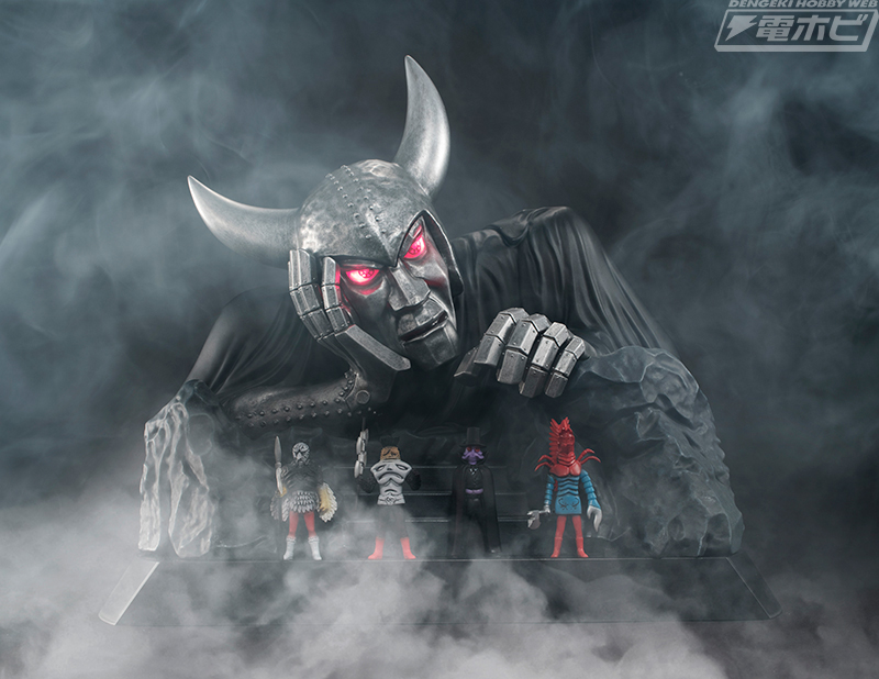 LED内蔵で瞳が鋭く光る!!『仮面ライダーX』キングダークがあの印象的な