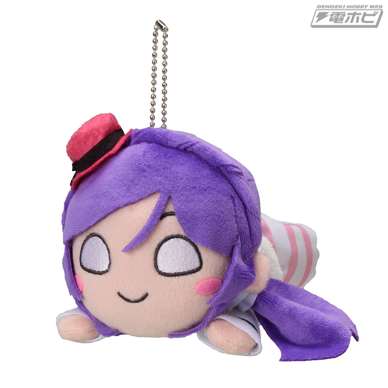 ラブライブ！』寝そべりぬいぐるみに「Snow halation」衣装の3年生