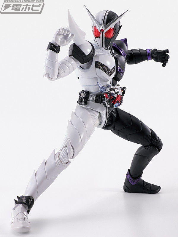 S.H.Figuarts（真骨彫製法）仮面ライダーW ファングジョーカー」が『風