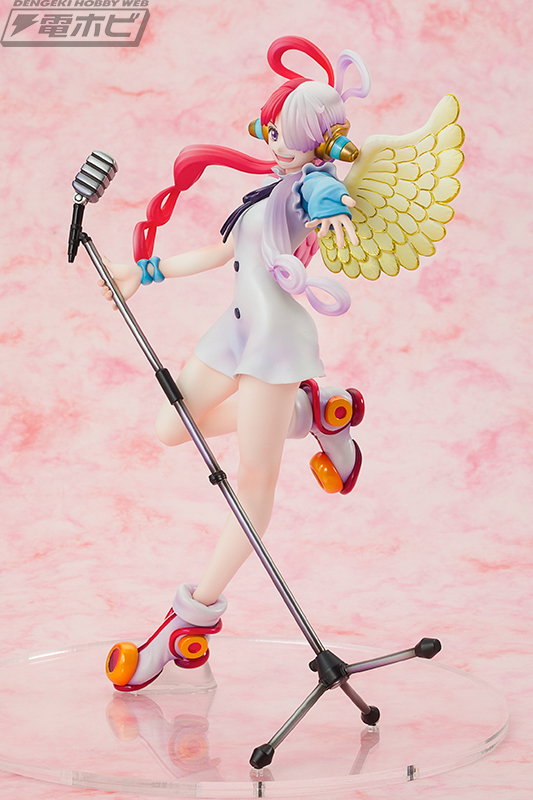 ONE PIECE FILM RED』ウタが作中でもおなじみの衣装に身を包み