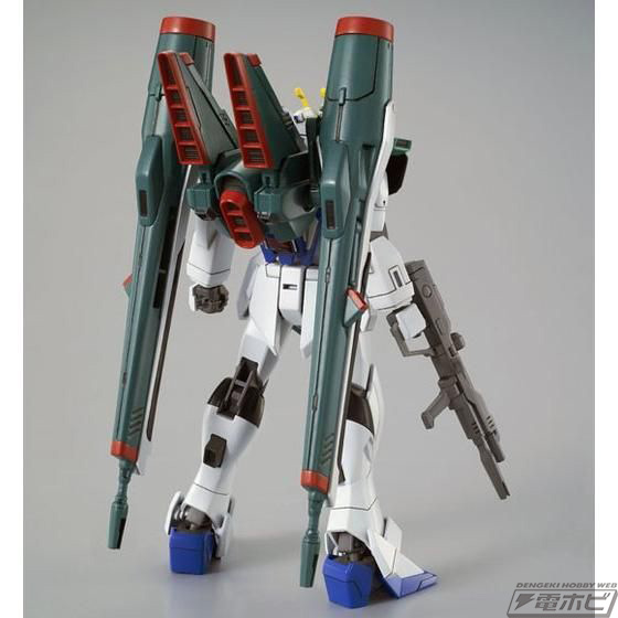 ガンプラ「RG ソードインパルスガンダム」や「RG デスティニー