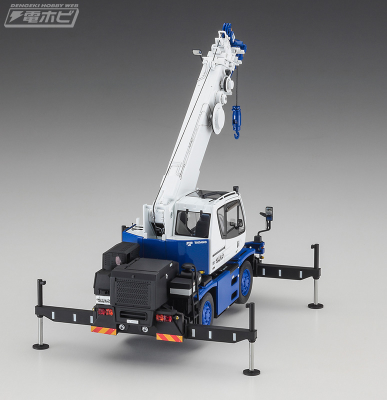 ハセガワが展開するタダノ製ラフテレーンクレーン車の1/35スケール