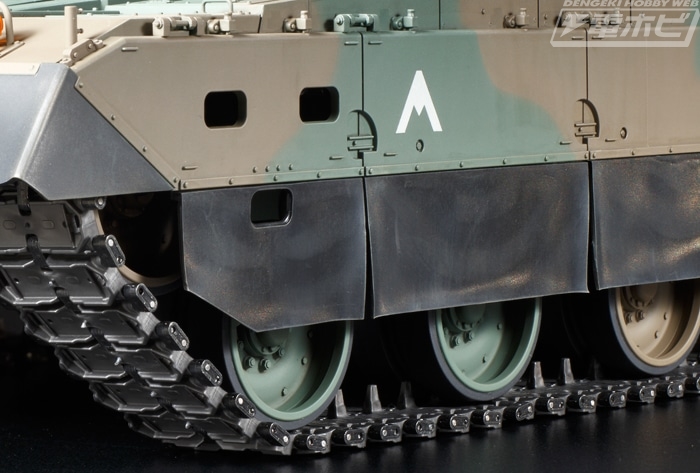 タミヤ「1/16RC 陸上自衛隊 10式戦車 フルオペレーション（プロポ付