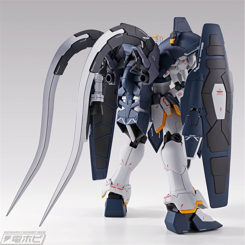 ガンプラ「MG ガンダムサンドロックEW（アーマディロ装備）」や「MG