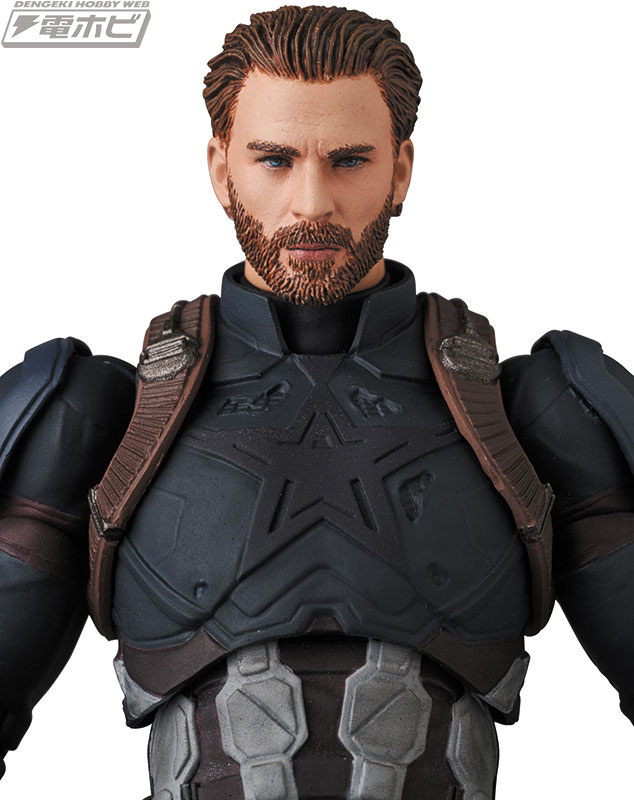 アベンジャーズ／インフィニティ・ウォー』のキャプテン・アメリカが