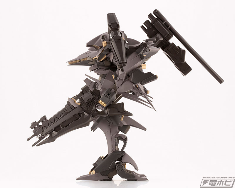 ARMORED CORE 4』オープニング内で印象的な戦闘シーンを魅せる