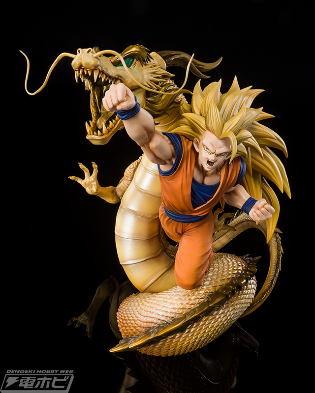 ドラゴンボールZ』龍拳を放つスーパーサイヤ人3孫悟空がダイナミックに