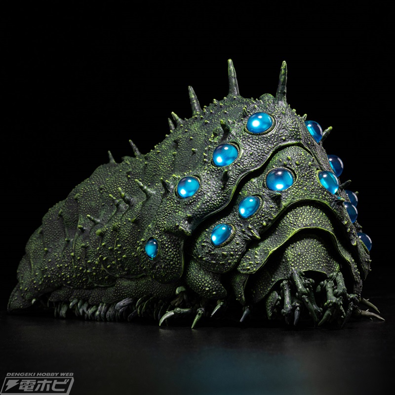 風の谷のナウシカ』王蟲の抜け殻のような透明な可動フィギュア「王蟲