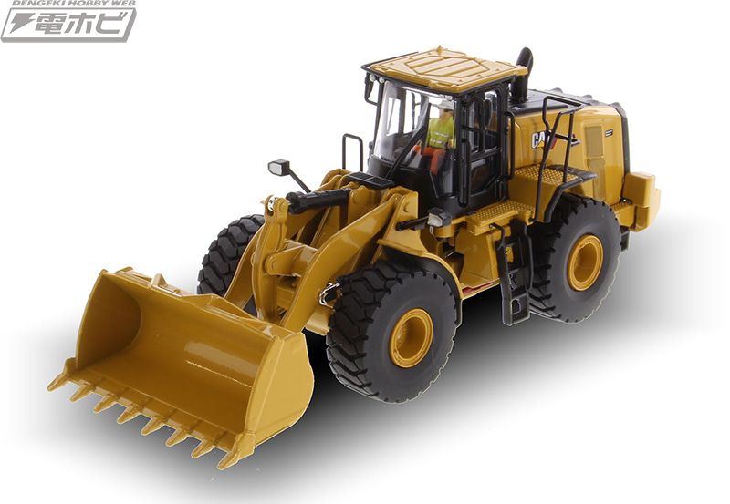 キャタピラー社3タイプのホイールローダーが1/50スケールの完成品
