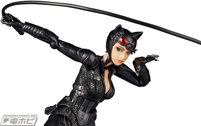 妖艶な表情が魅力的！バットマンをも惑わすキャットウーマンが、海洋堂
