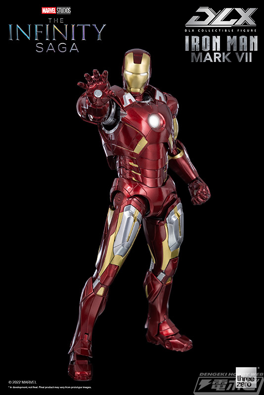 アベンジャーズ』おなじみのレッドとゴールドのカラーを再現した