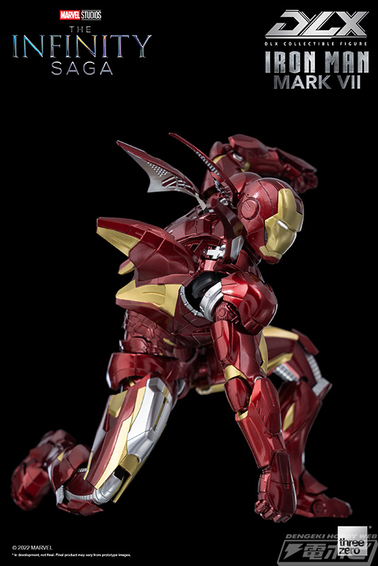 アベンジャーズ』おなじみのレッドとゴールドのカラーを再現した