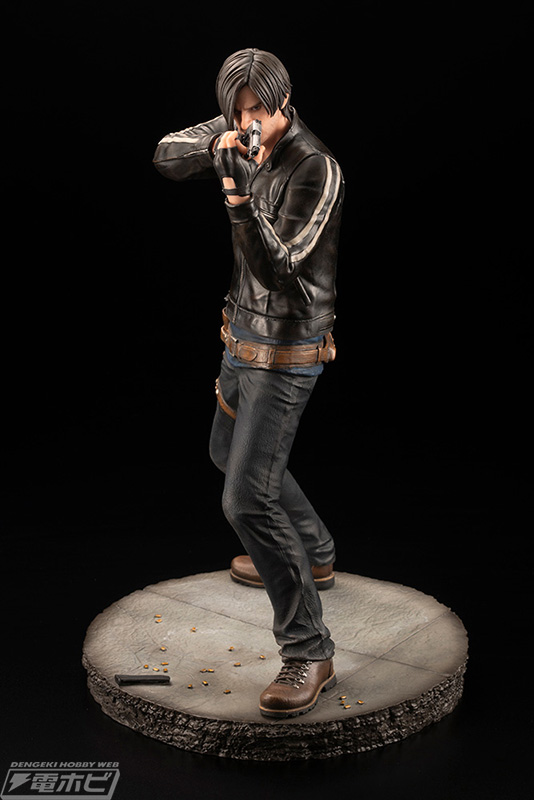 バイオハザード：ヴェンデッタ』レオンとクリスのPVCスタチューが