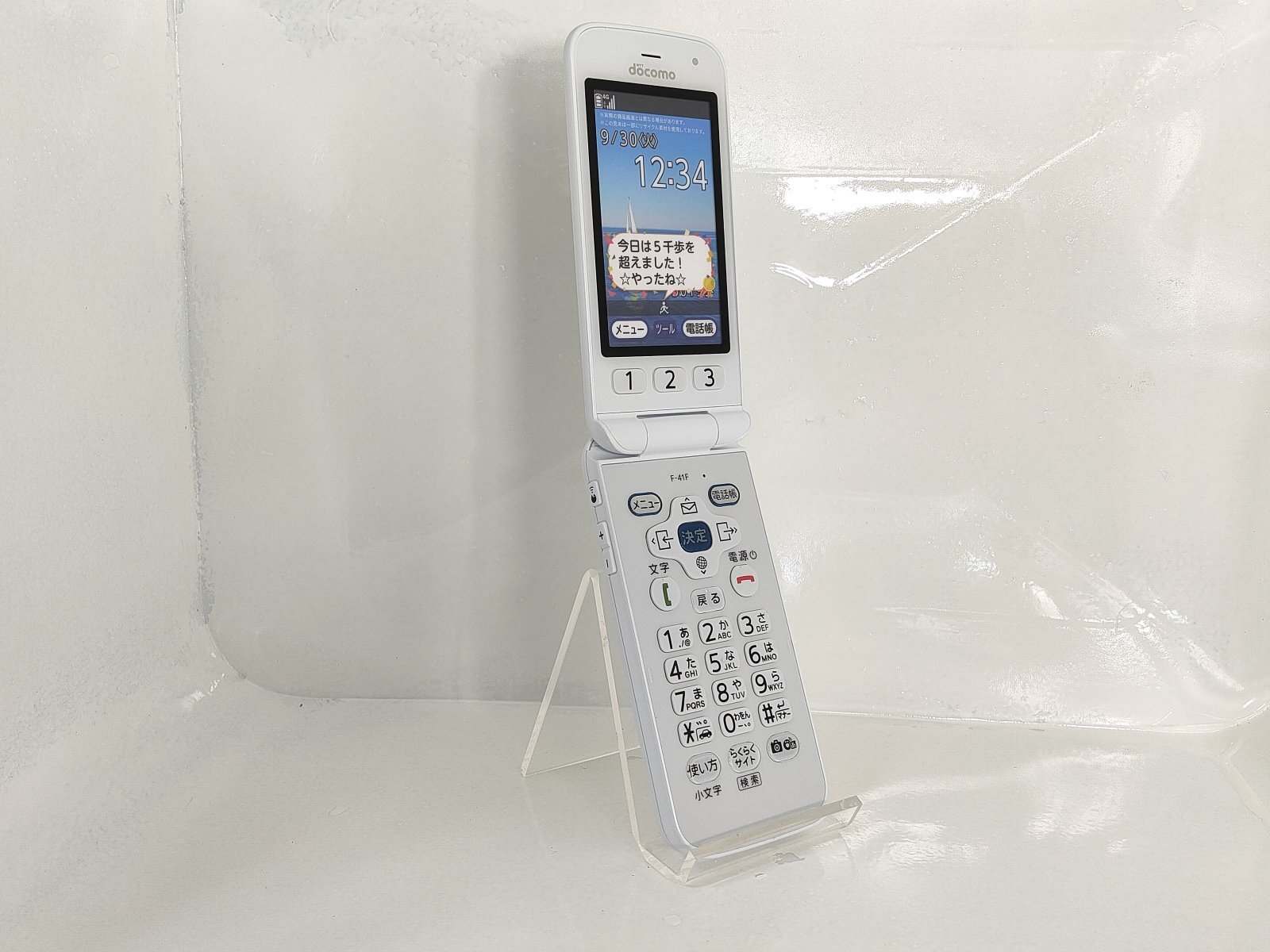 NTTドコモ F－41F らくらくホン モックアップ - モックセンター