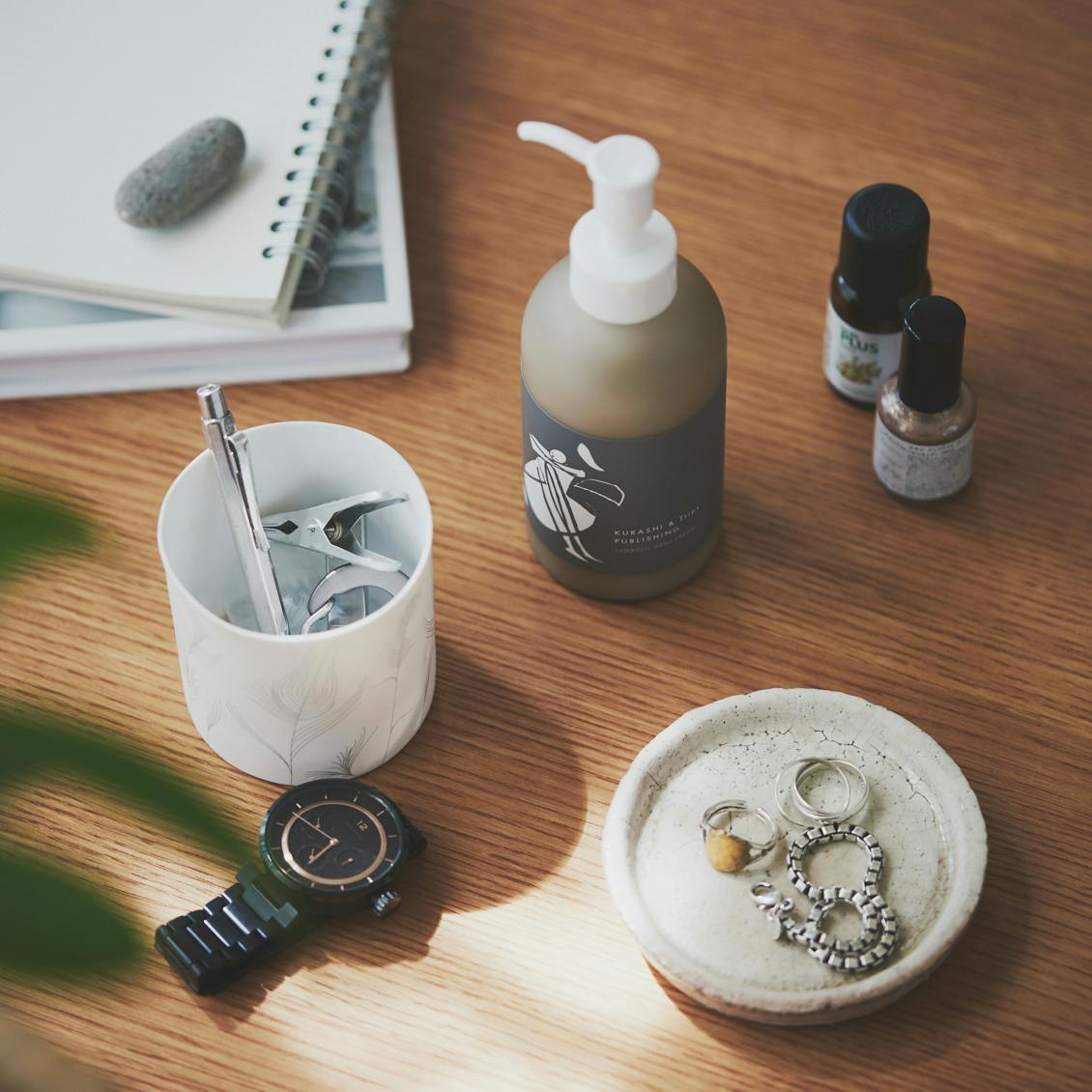 SYMBOLIC HAND CREAM / シンボリック ハンドクリーム（ポンプタイプ