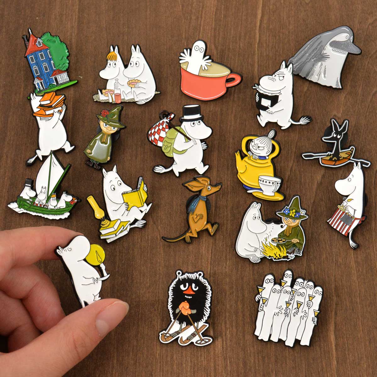 Moomin ムーミン PINBOX ピンボックス ピンバッジ ( スニフ )｜北欧雑貨