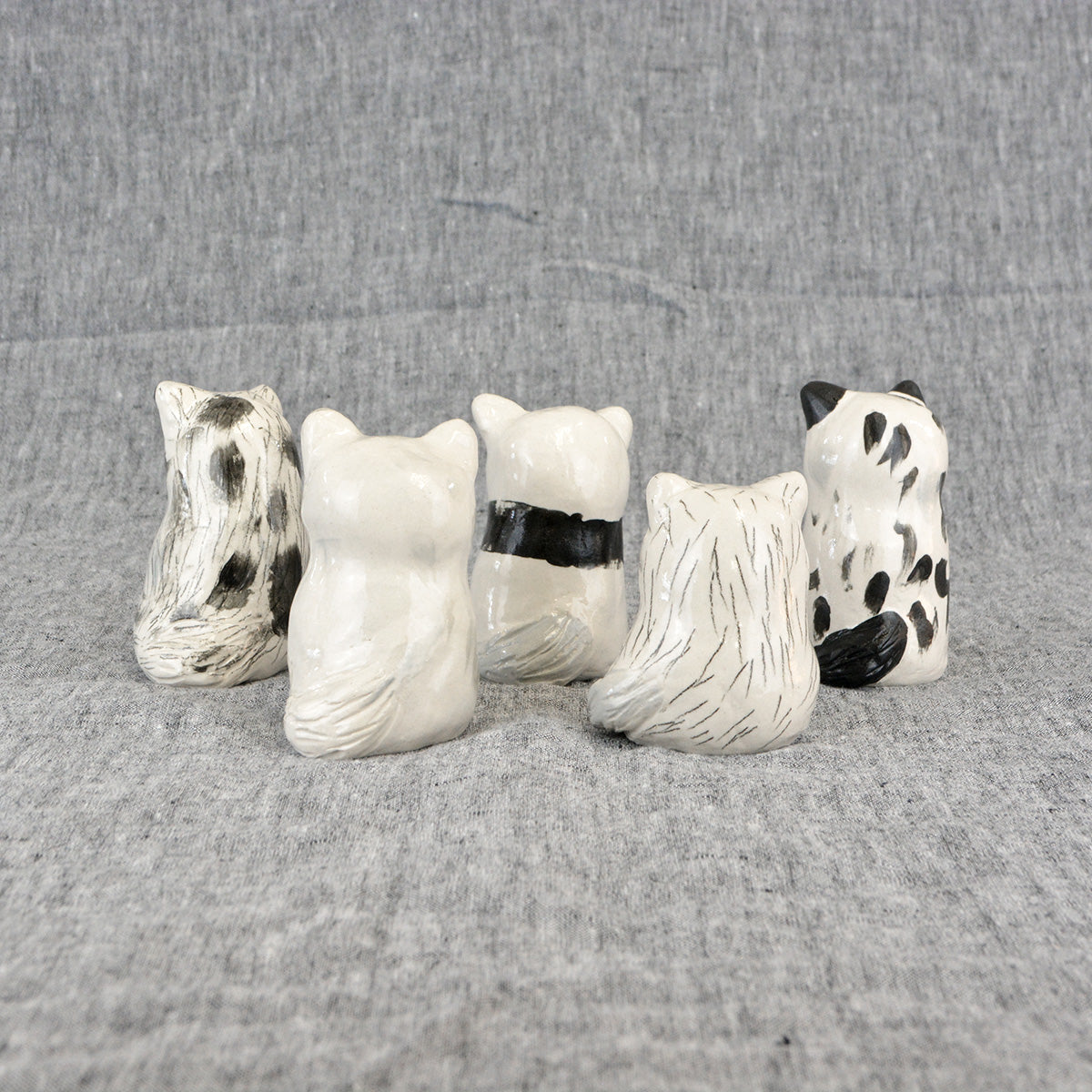 Jenni Tuominen イェンニ・トゥオミネン 陶器のオブジェ ( ネコ 003