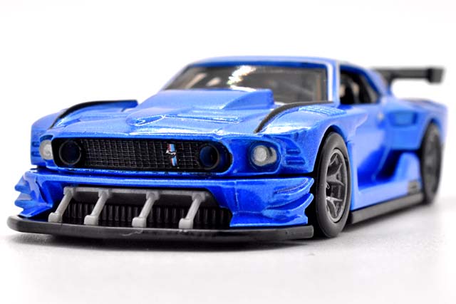 MODIFIED '69 FORD MUSTANGのレビュー！ワイドなボディキットで