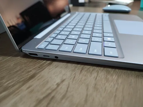 Microsoft Surface Laptop Go 2 - I5 (11th), 8gb, 256gb, Touch Cinza