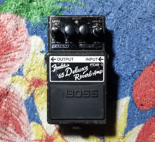 Boss Fdr-1 Fender '65 Deluxe Reverb-amp - Willaudio Preto