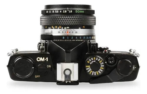 Câmera Analógica 35mm Olympus Om-1 Com Lente 50mm F1.8 Preto
