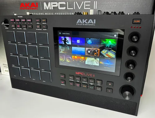 Akai Mpc Live Ii Sampler Drumpad Daw Estúdio De Gravação Dj Preto