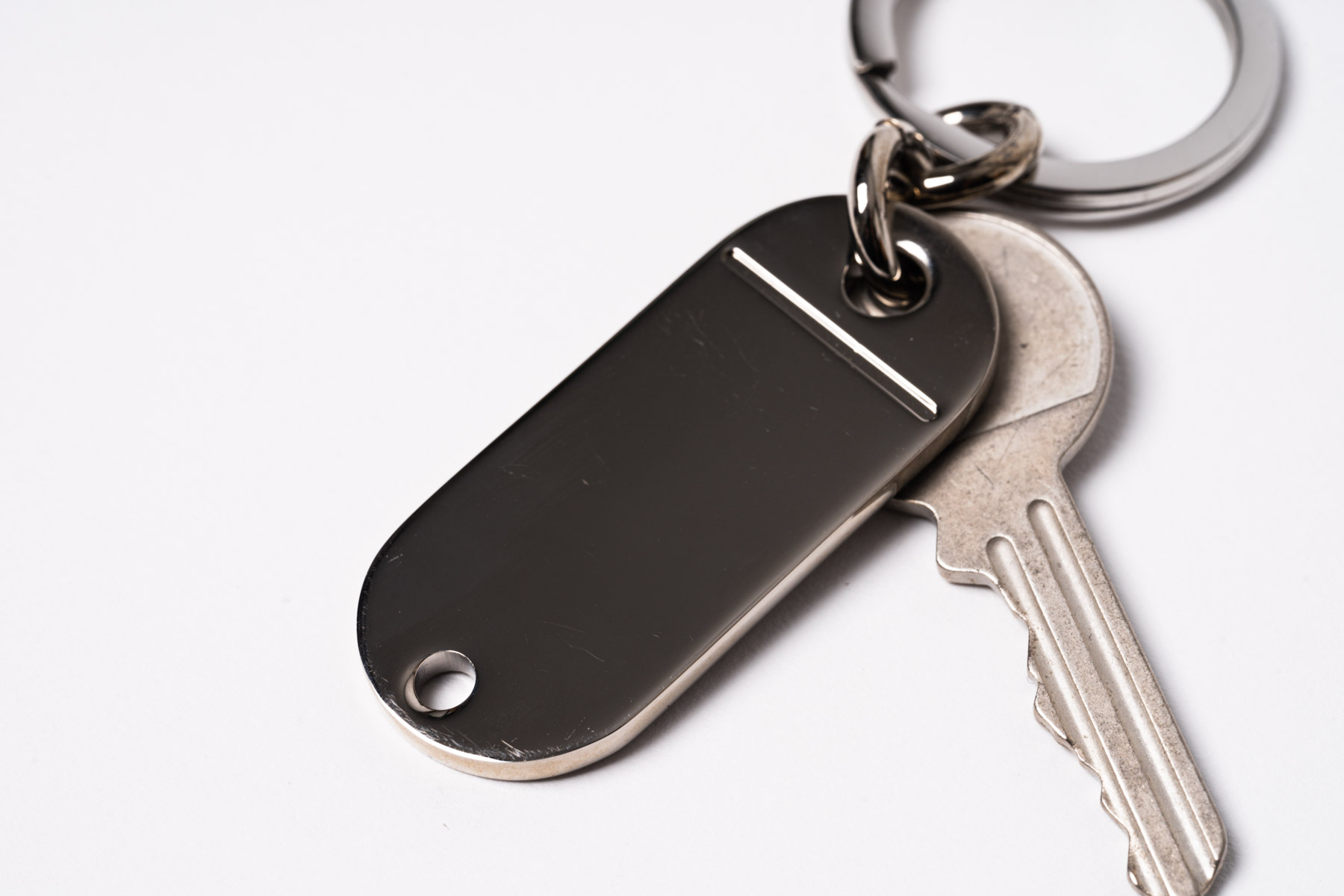 Maison Margiela Silver Tag Necklace & Key Motif Holder | HUES 福岡