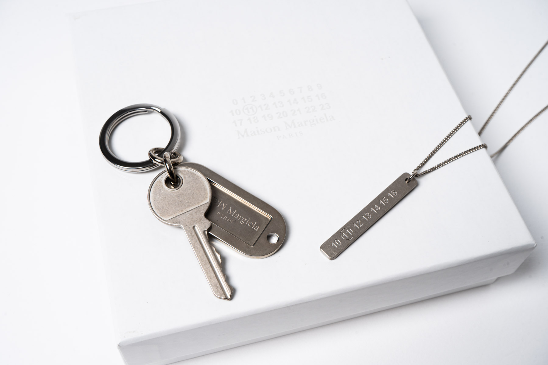 Maison Margiela Silver Tag Necklace & Key Motif Holder | HUES 福岡