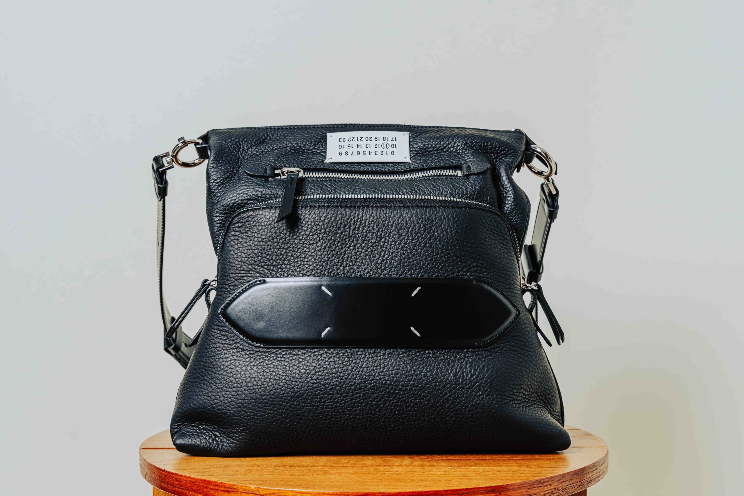 メゾンマルジェラの5AC クロスボディバッグ | HUES 福岡セレクトショップ