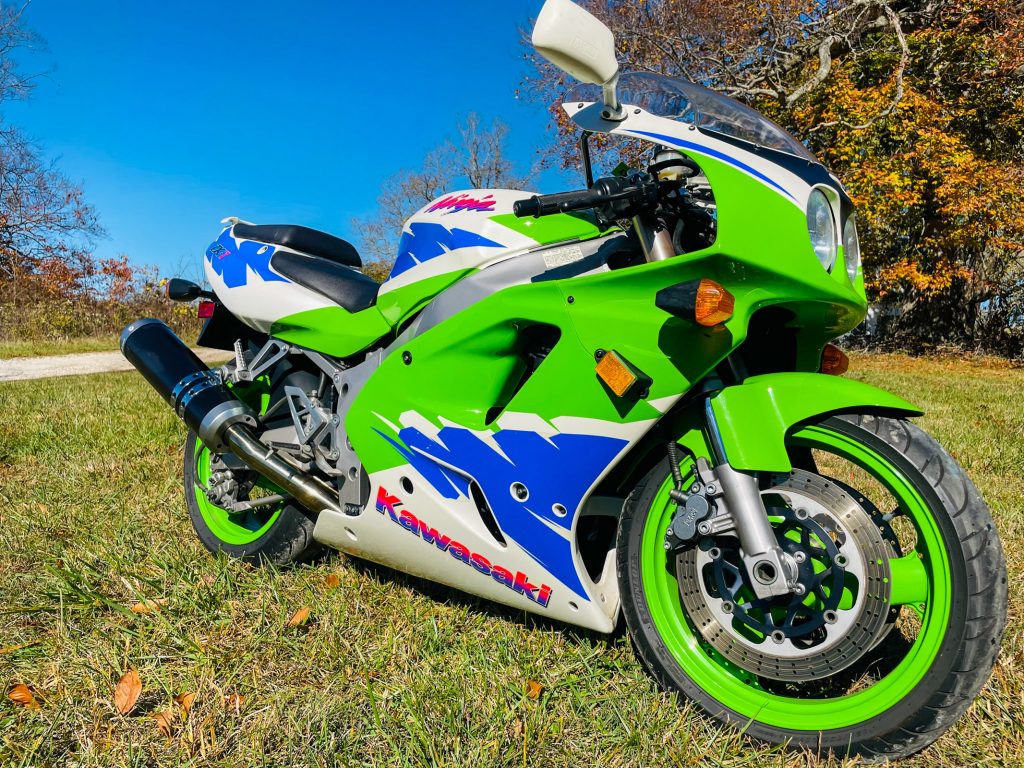 ZX-7 – Iconic Motorbike Auctions