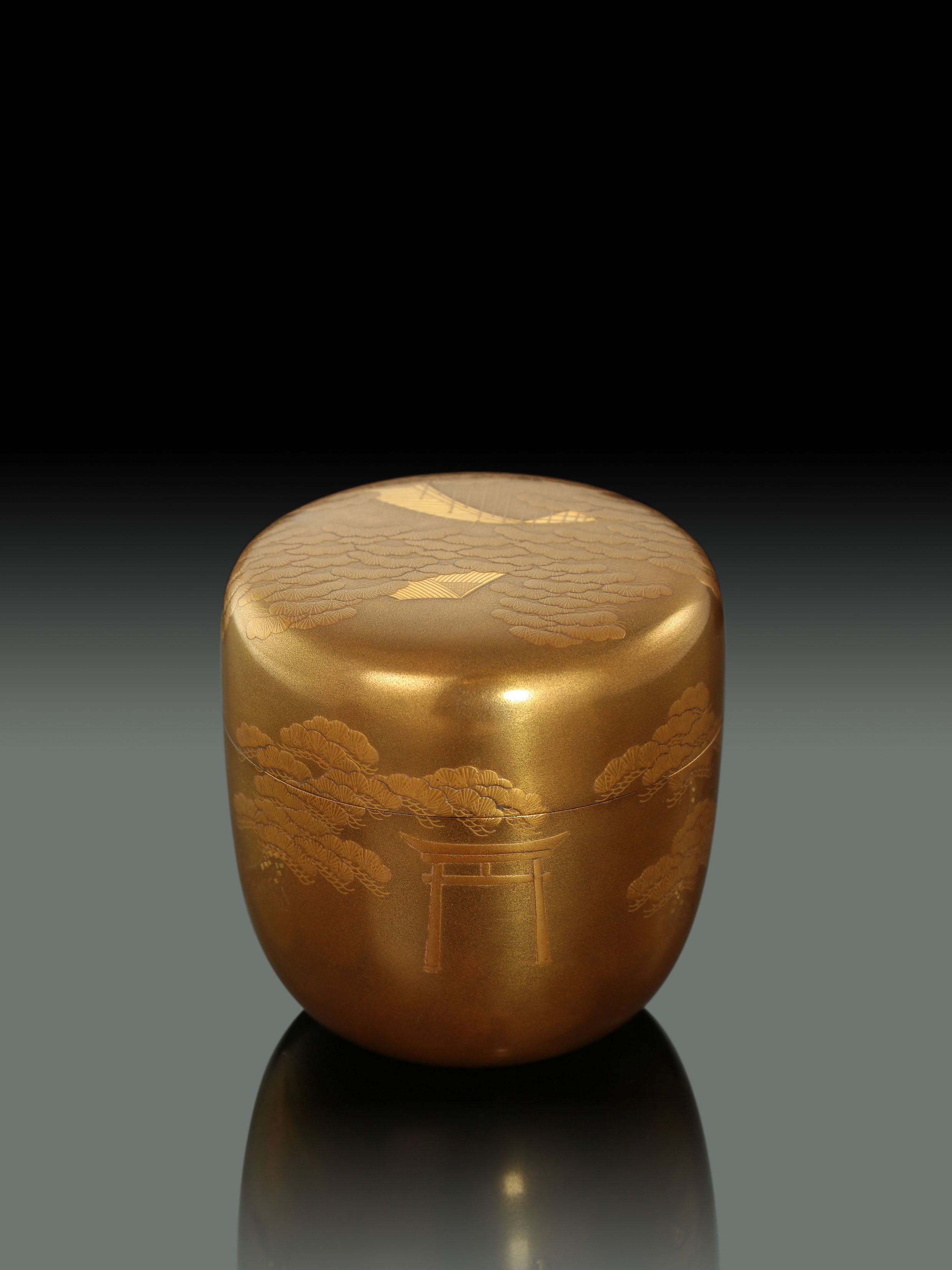 一后一兆作莳绘山水纹茶枣