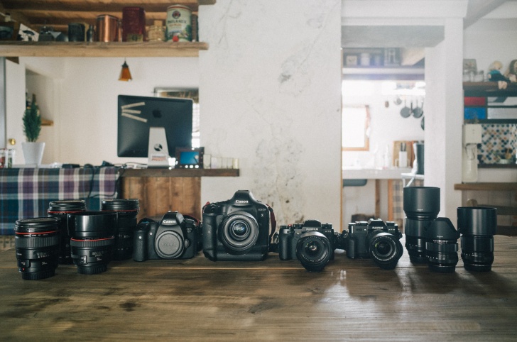 プロでもメイン機として使えるミラーレス『FUJIFILM X-T2』のレビュー