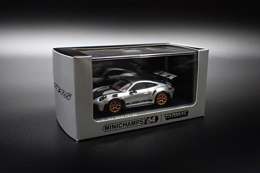 T64MC-005-SL 1/64 Porsche 911 (992) GT3 RS GT Silver Metallic